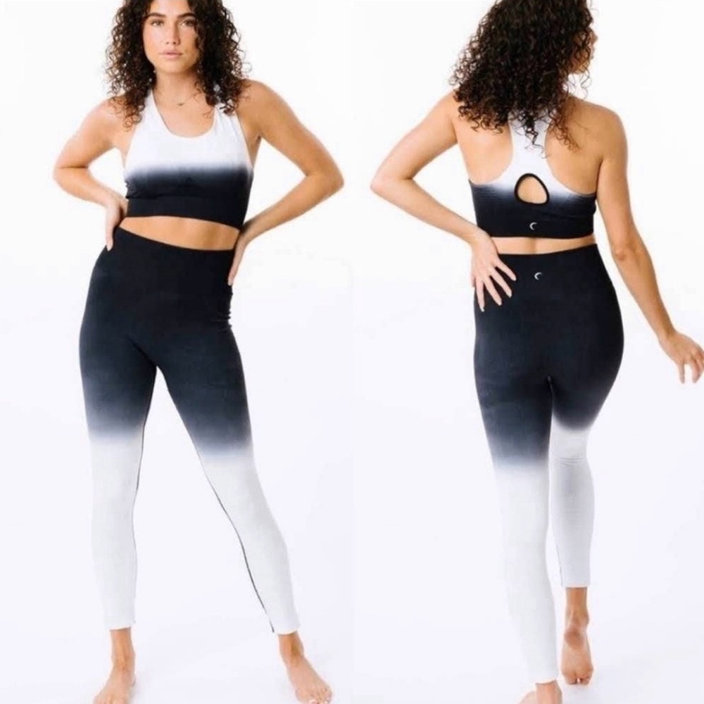 BNWT & Bag Zyia Women’s Black & White Ombre Performance Leggings size Large